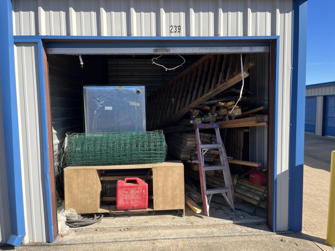 Storage Unit Auction in Tulsa, OK at Easy Stop Storage Tulsa North